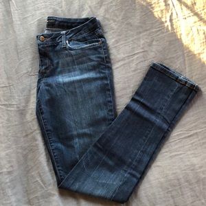 Joe’s Jeans. Skinny Honey fit. Size 31.